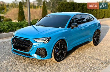 Внедорожник / Кроссовер Audi RS Q3 2023 в 
