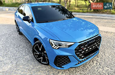 Внедорожник / Кроссовер Audi RS Q3 2023 в 