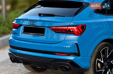 Внедорожник / Кроссовер Audi RS Q3 2023 в 