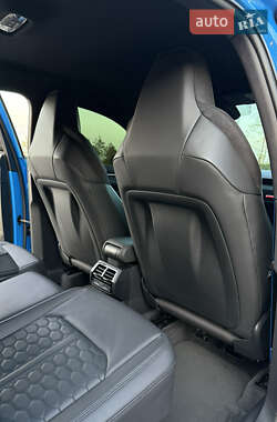 Внедорожник / Кроссовер Audi RS Q3 2023 в 