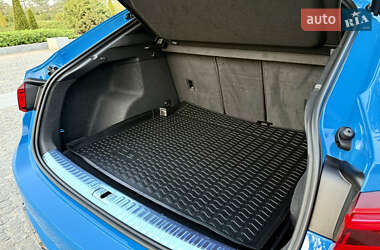 Внедорожник / Кроссовер Audi RS Q3 2023 в 