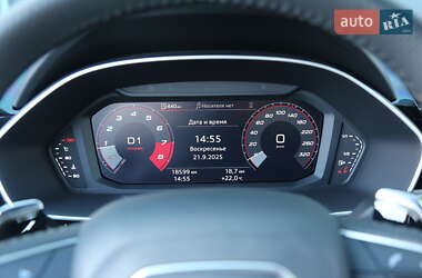 Внедорожник / Кроссовер Audi RS Q3 2021 в 