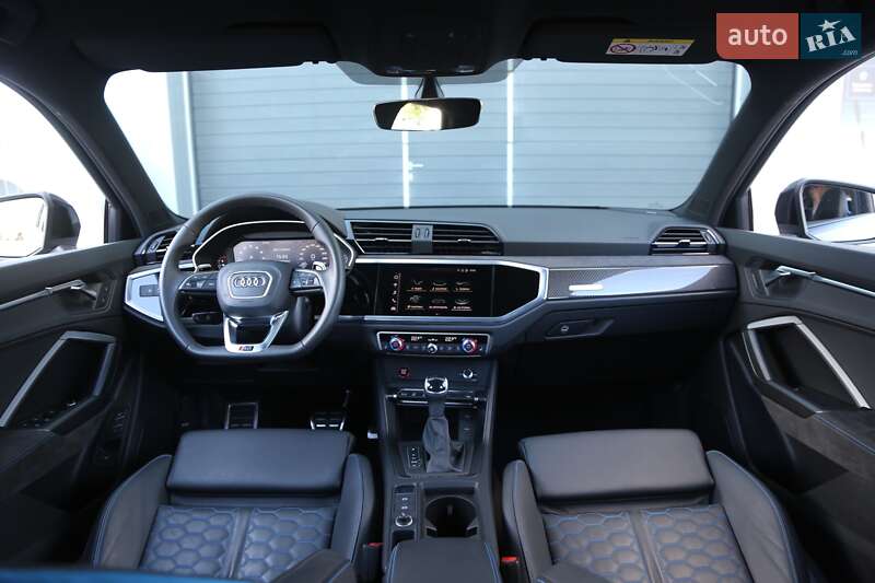 Внедорожник / Кроссовер Audi RS Q3 2021 в Киеве фото 14 Внедорожник / Кроссовер Audi RS Q3 2021 в Киеве