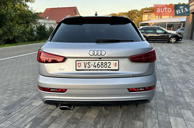 Позашляховик / Кросовер Audi RS Q3 2016 в  фото 12 Позашляховик / Кросовер Audi RS Q3 2016 в