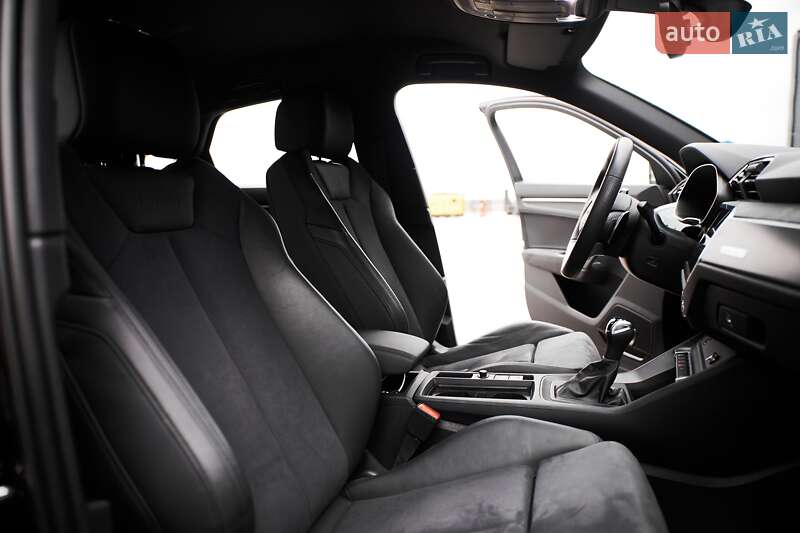 Позашляховик / Кросовер Audi RS Q3 2024 в Києві