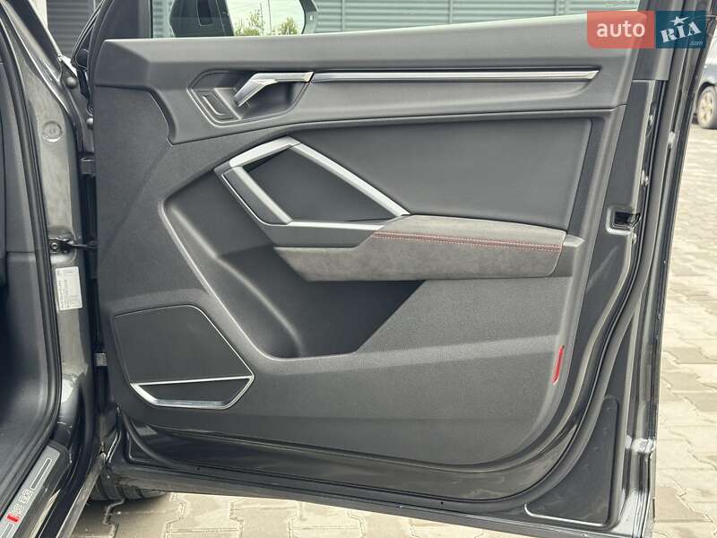 Внедорожник / Кроссовер Audi RS Q3 2021 в Луцке фото 28 Внедорожник / Кроссовер Audi RS Q3 2021 в Луцке
