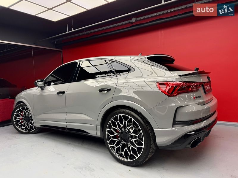 Внедорожник / Кроссовер Audi RS Q3 2023 в Киеве фото 26 Внедорожник / Кроссовер Audi RS Q3 2023 в Киеве