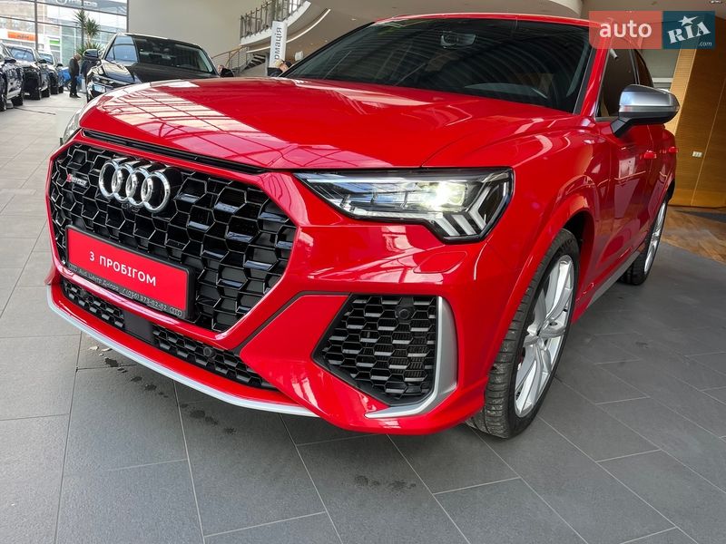 Позашляховик / Кросовер Audi RS Q3 2021 в Дніпрі фото 22 Позашляховик / Кросовер Audi RS Q3 2021 в Дніпрі
