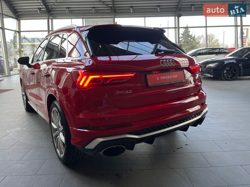 Позашляховик / Кросовер Audi RS Q3 2021 в Дніпрі фото 25 Позашляховик / Кросовер Audi RS Q3 2021 в Дніпрі
