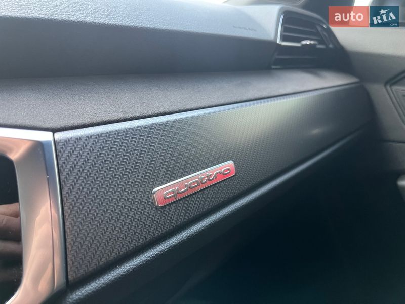 Позашляховик / Кросовер Audi RS Q3 2021 в Дніпрі фото 44 Позашляховик / Кросовер Audi RS Q3 2021 в Дніпрі