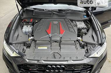 Внедорожник / Кроссовер Audi RS Q8 2020 в 