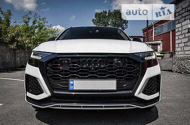 Внедорожник / Кроссовер Audi RS Q8 2020 в Киеве