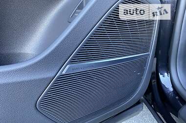 Внедорожник / Кроссовер Audi RS Q8 2021 в 