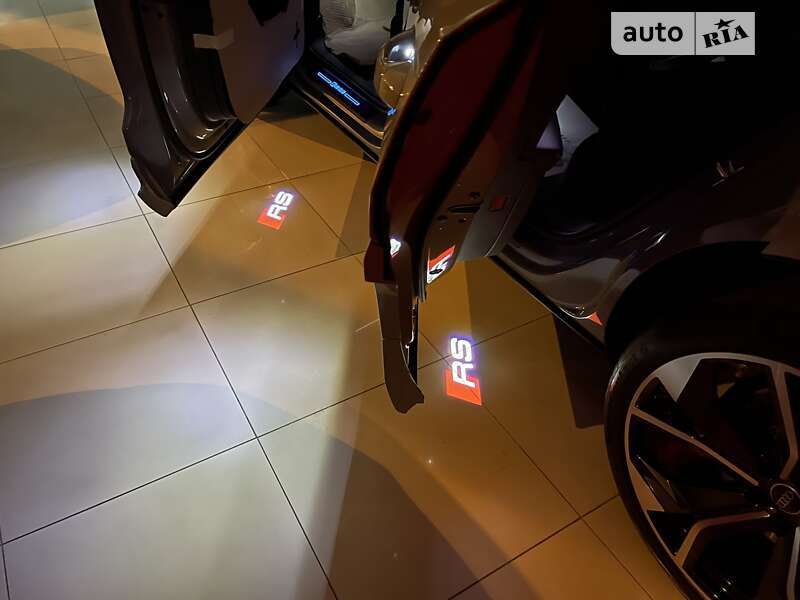 Внедорожник / Кроссовер Audi RS Q8 2023 в Одессе