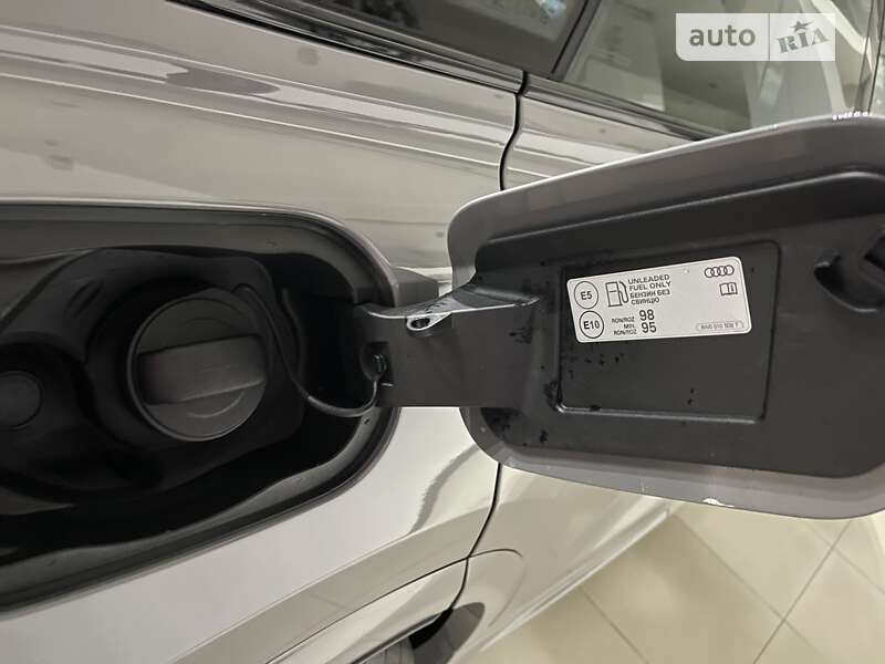 Внедорожник / Кроссовер Audi RS Q8 2023 в Одессе