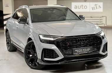 Внедорожник / Кроссовер Audi RS Q8 2022 в 