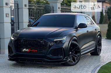 Внедорожник / Кроссовер Audi RS Q8 2021 в 