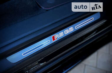 Внедорожник / Кроссовер Audi RS Q8 2021 в 