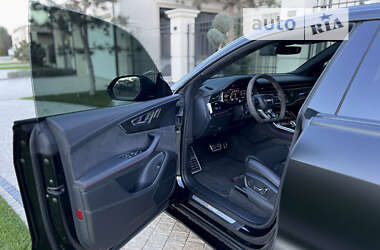 Внедорожник / Кроссовер Audi RS Q8 2021 в 