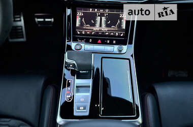Внедорожник / Кроссовер Audi RS Q8 2021 в 