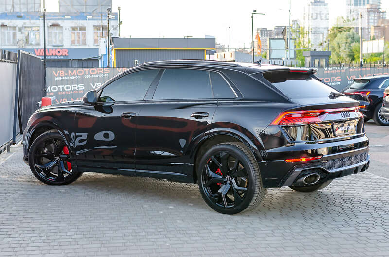 Внедорожник / Кроссовер Audi RS Q8 2020 в Киеве