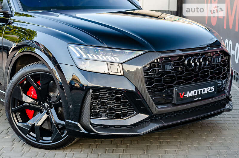 Внедорожник / Кроссовер Audi RS Q8 2020 в Киеве