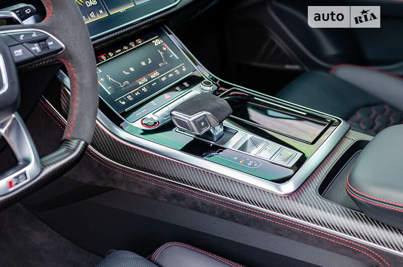 Внедорожник / Кроссовер Audi RS Q8 2020 в Киеве