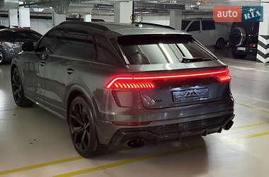 Внедорожник / Кроссовер Audi RS Q8 2021 в 