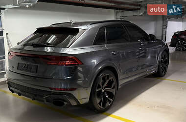 Внедорожник / Кроссовер Audi RS Q8 2021 в 