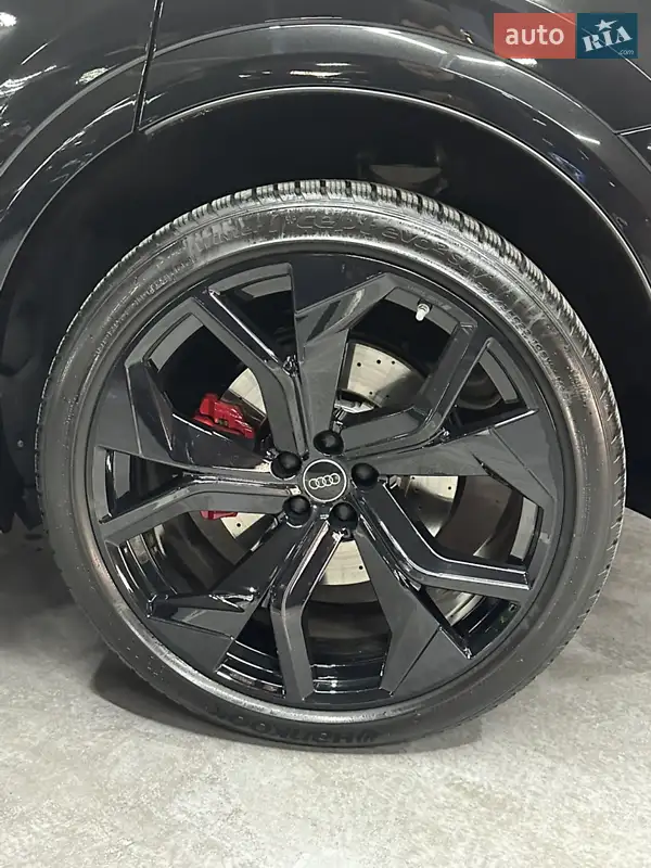 Audi RS Q8 2023