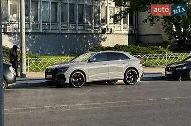 Внедорожник / Кроссовер Audi RS Q8 2023 в 