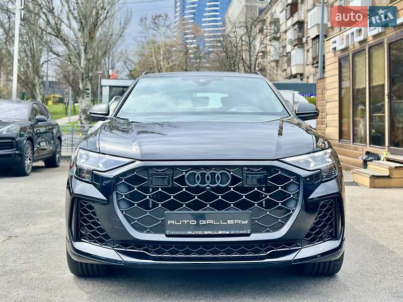 Внедорожник / Кроссовер Audi RS Q8 2025 в Киеве
