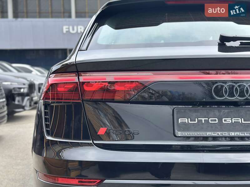 Внедорожник / Кроссовер Audi RS Q8 2025 в Киеве