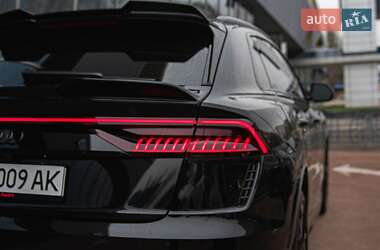 Внедорожник / Кроссовер Audi RS Q8 2023 в 