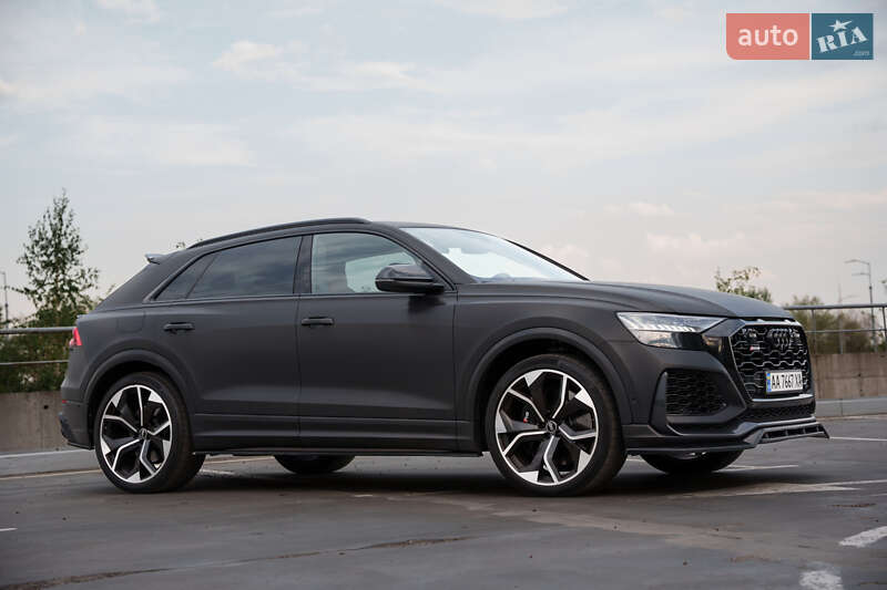 Позашляховик / Кросовер Audi RS Q8 2020 в Києві