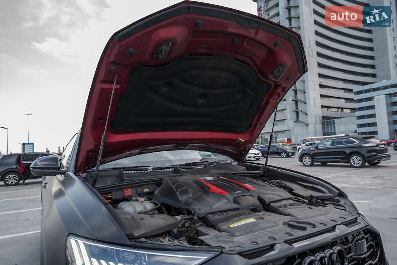 Позашляховик / Кросовер Audi RS Q8 2020 в Києві