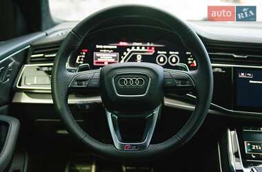 Внедорожник / Кроссовер Audi RS Q8 2023 в 