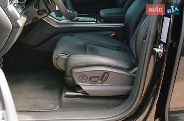 Внедорожник / Кроссовер Audi RS Q8 2023 в 