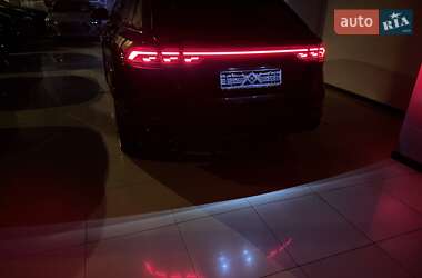 Внедорожник / Кроссовер Audi RS Q8 2024 в 