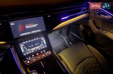 Внедорожник / Кроссовер Audi RS Q8 2024 в 