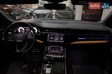 Внедорожник / Кроссовер Audi RS Q8 2024 в 