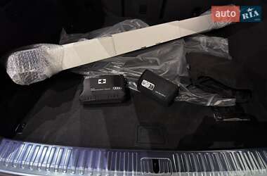 Внедорожник / Кроссовер Audi RS Q8 2024 в 