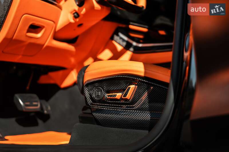 Позашляховик / Кросовер Audi RS Q8 2020 в Києві