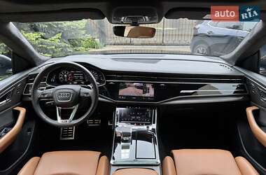 Внедорожник / Кроссовер Audi RS Q8 2021 в 