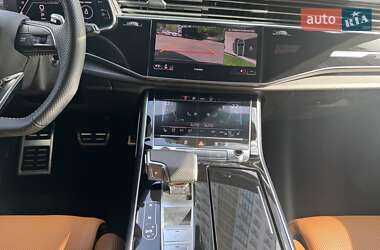 Позашляховик / Кросовер Audi RS Q8 2020 в 