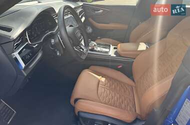 Позашляховик / Кросовер Audi RS Q8 2020 в 