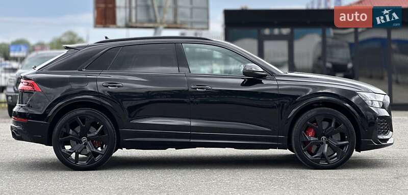 Позашляховик / Кросовер Audi RS Q8 2023 в Києві