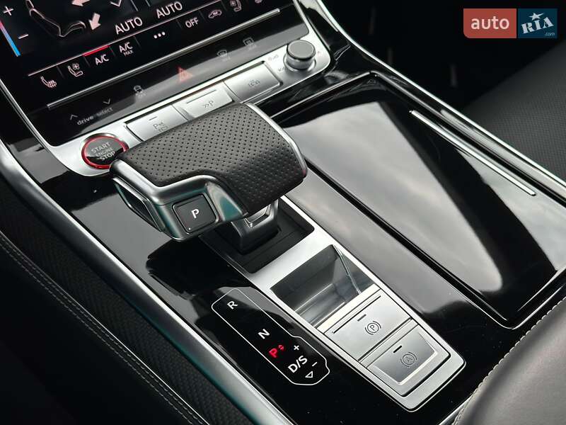 Позашляховик / Кросовер Audi RS Q8 2023 в Києві