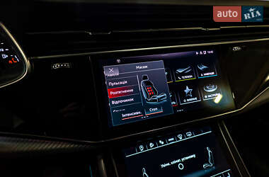 Внедорожник / Кроссовер Audi RS Q8 2023 в 