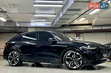 Внедорожник / Кроссовер Audi RS Q8 2020 в 